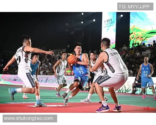 成都篮球队在总决赛积分榜上以92分稳居第一名展现强劲实力 成都篮球队在总决赛积分榜上以92分稳居第一名展现强劲实力