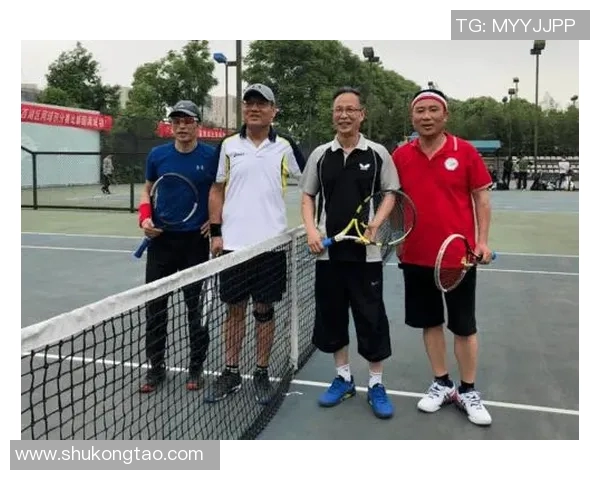 杭州世锦赛网球队展现强大实力与团队精神的精彩表现分析