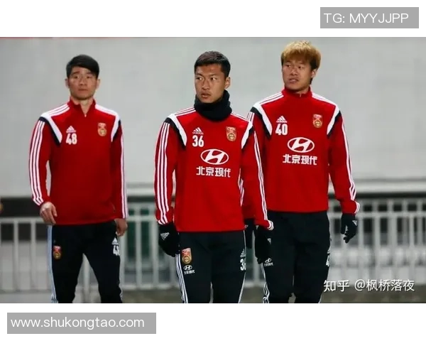 广州篮球队的崛起与挑战:探索球队背后的力量与未来发展潜力 广州篮球队的崛起与挑战:探索球队背后的力量与未来发展潜力