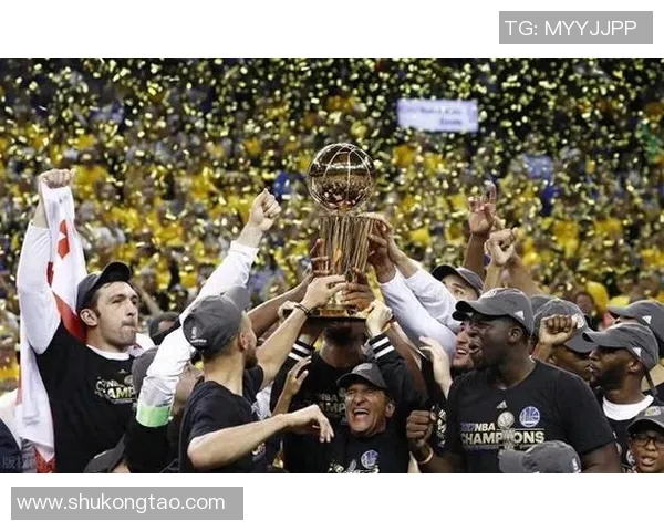 赛后分析:上海篮球队与南京篮球队的比赛节奏与战术对比探讨 赛后分析:上海篮球队与南京篮球队的比赛节奏与战术对比探讨